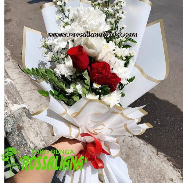 Toko Bunga Cirebon Hand Buket (BQ-02)